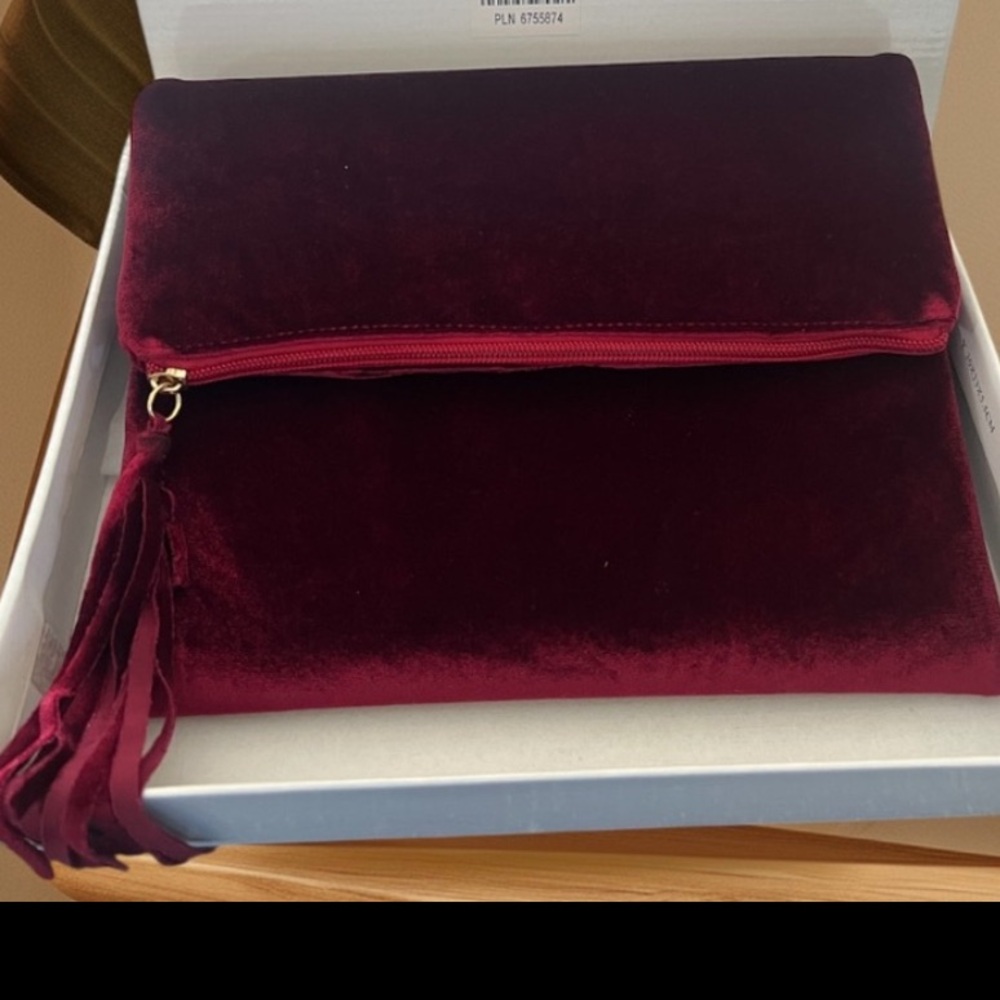 Ashro Burgundy Clutch with Tassel - Picture 5 of 15